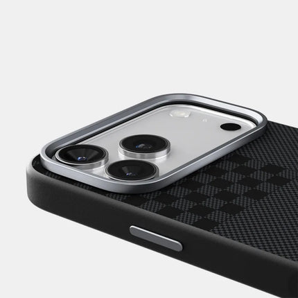 Carbon Pattern Magnetic Case for iPhone 17 – product view 2