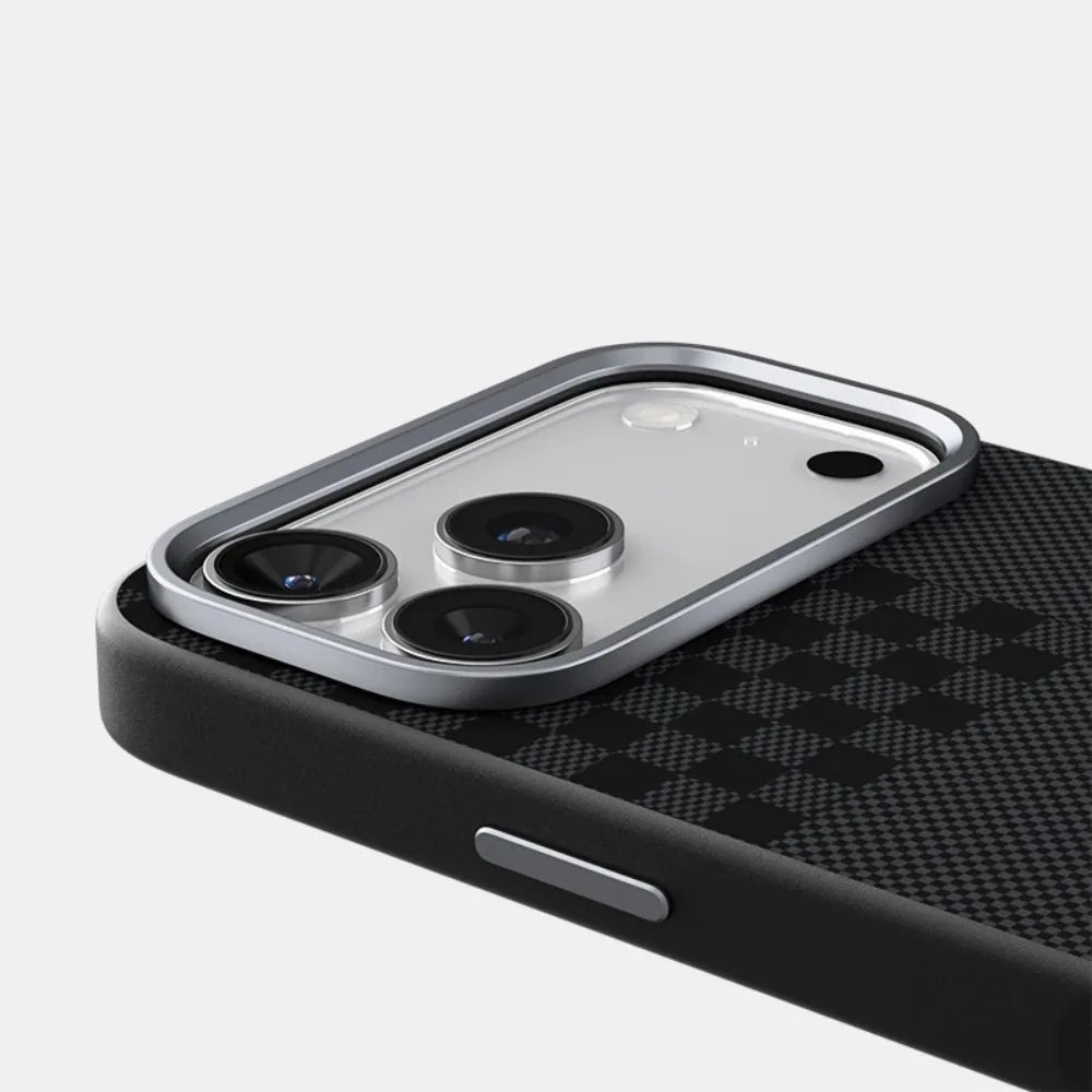 Carbon Pattern Magnetic Case for iPhone 17